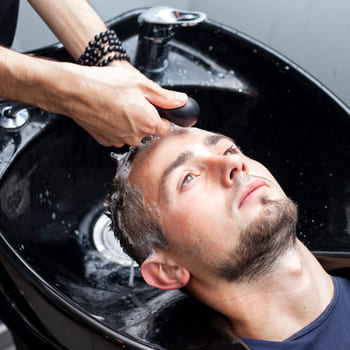 Как правильно мыть голову: рекомендации от профессионалов